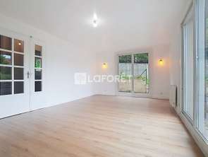 Location Appartement 3 piècesFontaine-Étoupefour