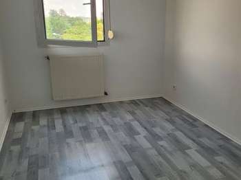 Location Appartement 3 piècesFontaines-sur-Saône