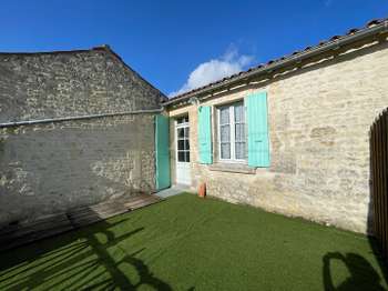 Location appartement 1 pièce Fontenay-le-Comte 85