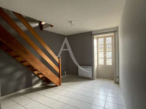 Location appartement 2 pièces Fontenay-le-Comte 85