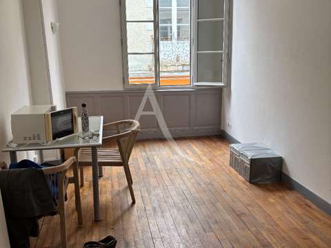 Location appartement 2 pièces Fontenay-le-Comte 85