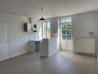 Location appartement T1 Fontenay-le-Comte - 85