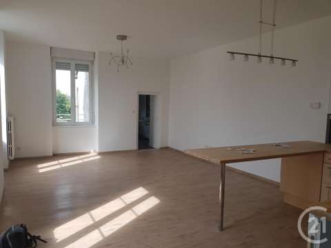 Location appartement 3 pièces Fougères 35