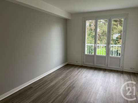 Location appartement 3 pièces Fougères 35