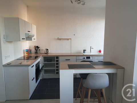 Location appartement 3 pièces Fougères 35