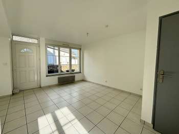 Location Appartement 3 piècesFreigné