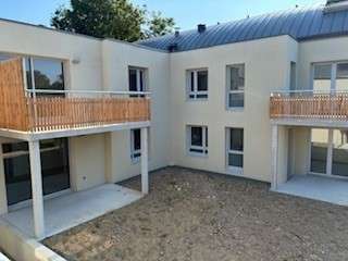 Location Appartement 3 piècesGrandchamps-des-Fontaines