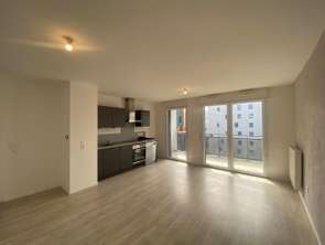 Location Appartement 3 piècesHérouville-Saint-Clair Grand Parc - Haute Folie Et Centre Ville