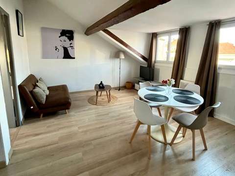 Location appartement 2 pièces Hyères 83