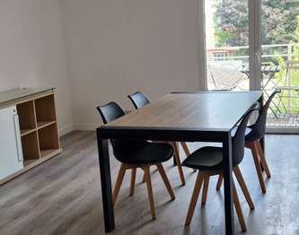 Location Appartement 4 piècesLa Celle-Saint-Cloud