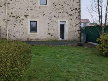 Location Appartement 3 piècesLa Chaize-le-Vicomte