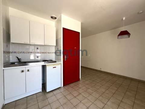 Location appartement 1 pièce La Roche-sur-Yon 85