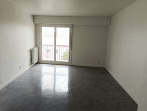 Location StudioLa Roche-Sur-Yon Centre Ville