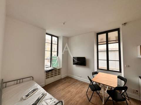 Location appartement 2 pièces La Roche-Sur-Yon Centre Ville 85