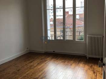 Location Appartement 2 piècesLa Roche-Sur-Yon Centre Ville