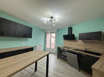 Location Appartement 3 piècesLa Roche-Sur-Yon Centre Ville