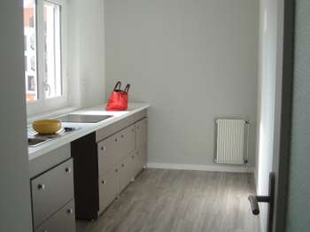 Location Appartement 2 piècesLa Roche-Sur-Yon Centre Ville