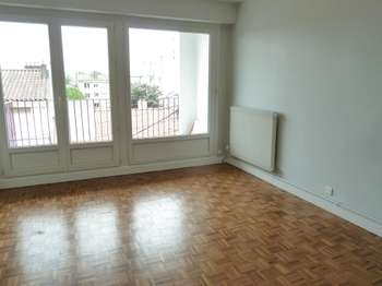 Location Appartement 2 piècesLa Roche-Sur-Yon Centre Ville