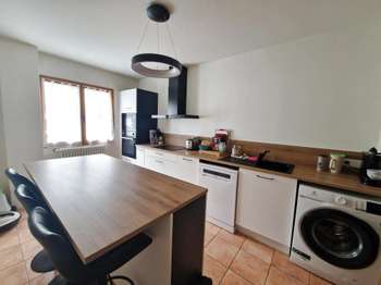 Location Appartement 4 piècesLa Roche-Sur-Yon Centre Ville