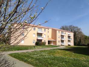 Location Appartement 2 piècesLa Roche-Sur-Yon Le Bourg Sous La Roche