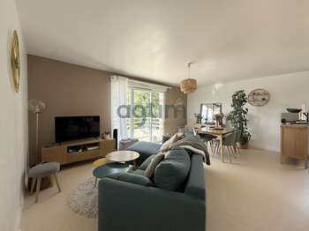 Location Appartement 3 piècesLa Roche-Sur-Yon Le Bourg Sous La Roche