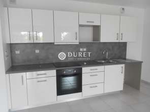 Location Appartement 3 piècesLa Roche-Sur-Yon Les Forges - Zone Nord-Ouest