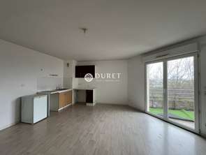 Location Appartement 2 piècesLa Roche-Sur-Yon Les Forges - Zone Nord-Ouest