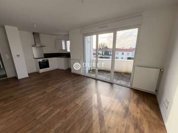 Location Appartement 3 piècesLa Roche-Sur-Yon Zi Sud