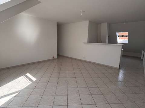Location appartement 3 pièces La Suze-sur-Sarthe 72