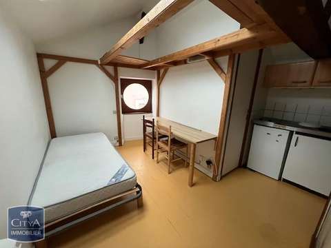 Location appartement 1 pièce Laval 53