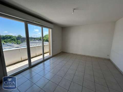 Location appartement 3 pièces Laval 53