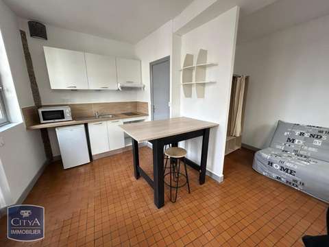 Location appartement 1 pièce Laval 53