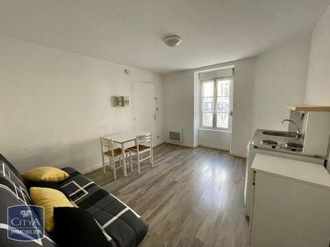 Location appartement 1 pièce Laval 53