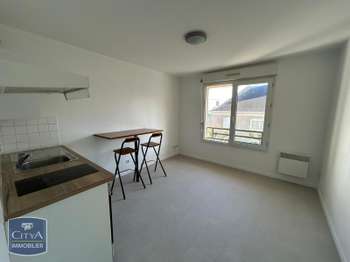 Location appartement 1 pièce Laval 53