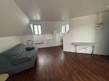 Location Studio 1 pièce Laval 53