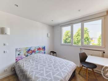 Location appartement 5 pièces Laval 53