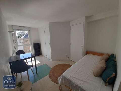 Location appartement 1 pièce Laval 53