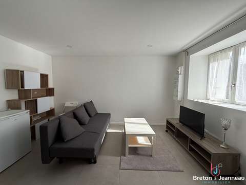 Location appartement 2 pièces Laval 53