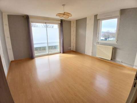 Location appartement 3 pièces Laval 53