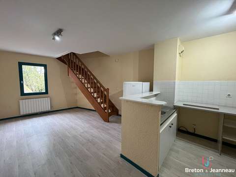 Location appartement 2 pièces Laval 53