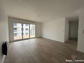 Location Appartement 3 piècesLaval