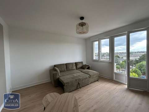 Location appartement 1 pièce Laval 53