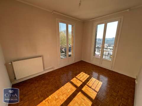 Location appartement 3 pièces Laval 53