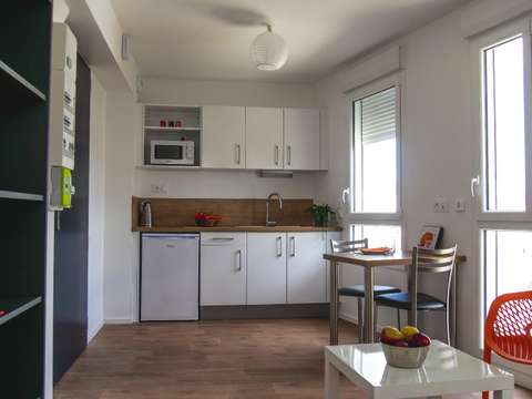 Location appartement 1 pièce Laval 53