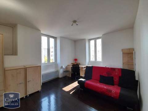 Location appartement 1 pièce Laval 53