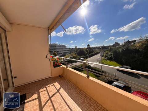 Location appartement 4 pièces Laval 53