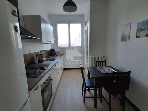 Location appartement 4 pièces Laval 53