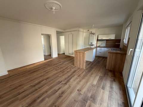 Location appartement 3 pièces Laval 53