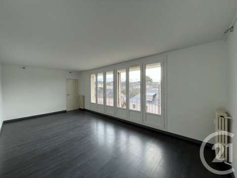 Location appartement 3 pièces Laval 53