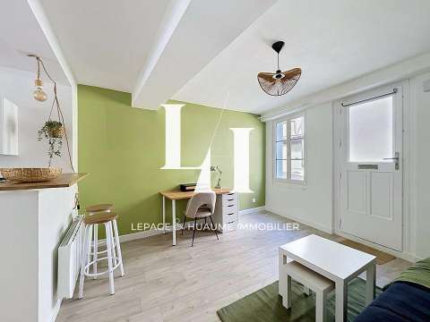 Location Studio 1 pièce Laval 53